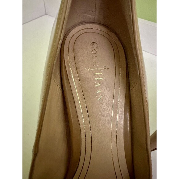 COLE HAAN Chelsea Air Pump Women's 6B Tan Patent Slip On Platform Heel Shoe GUC - Picture 7 of 11